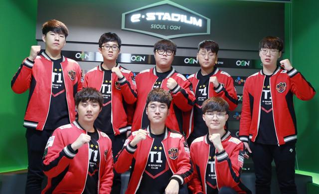 库里爆发全 库里爆发全