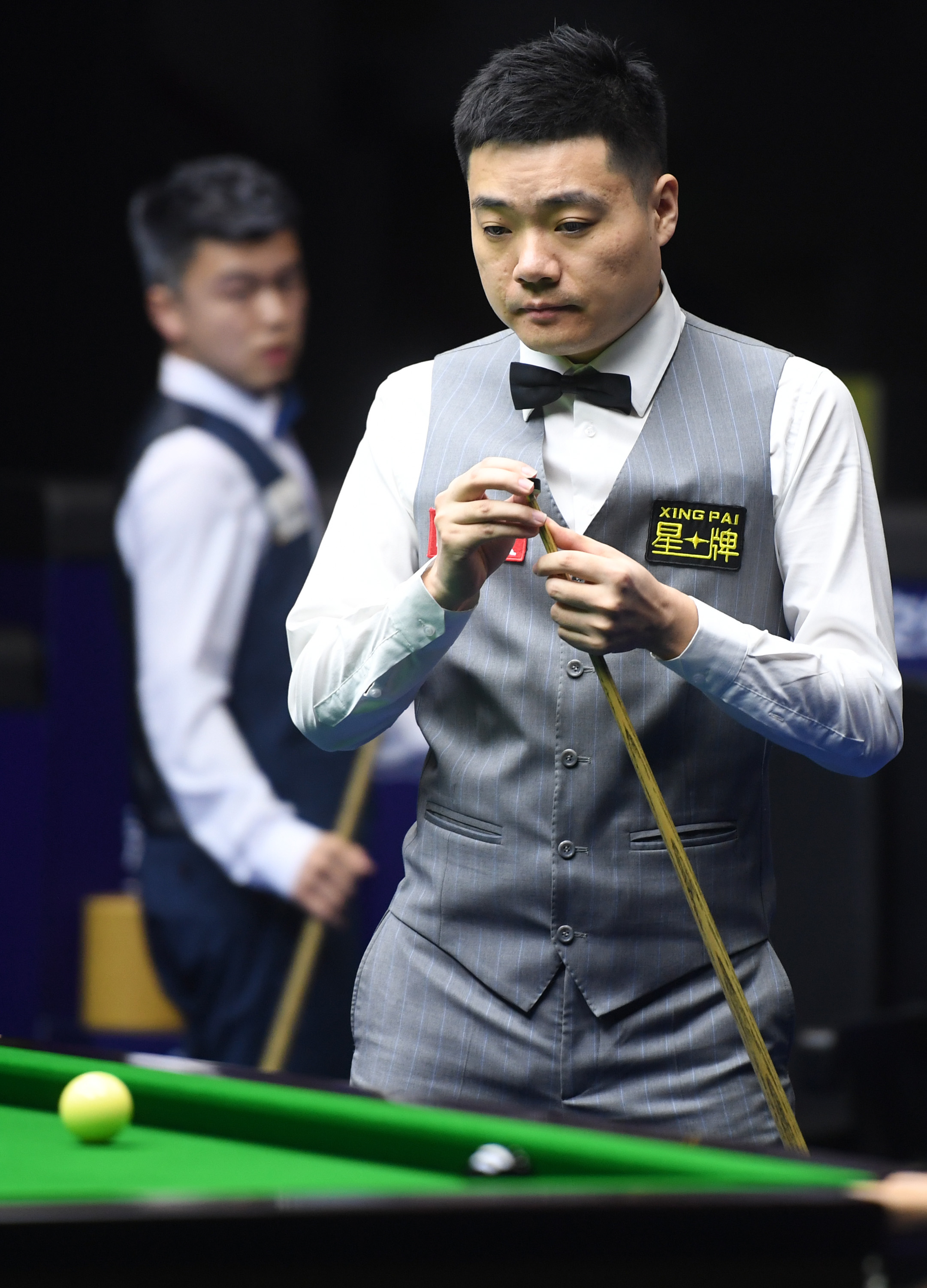 仅是对他们 仅是对他们